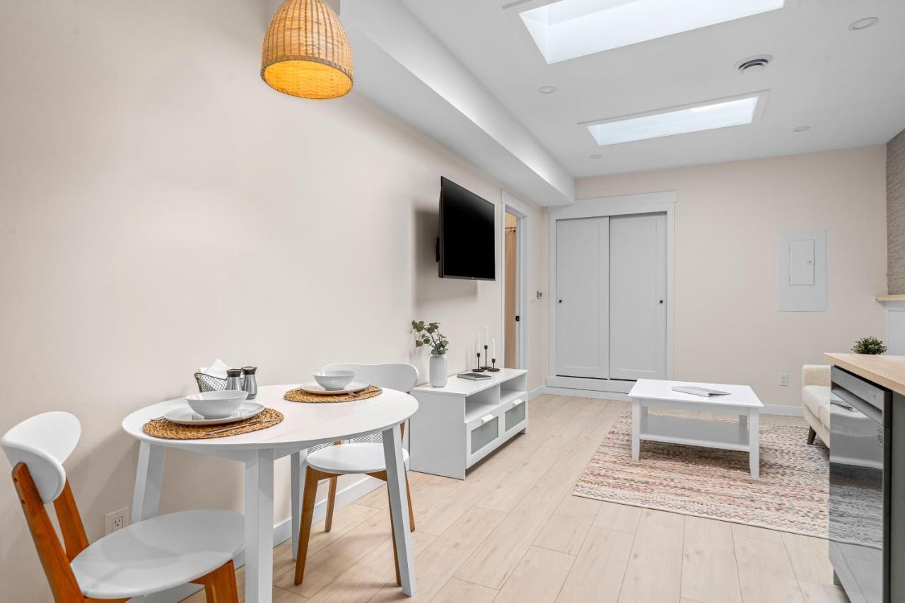 Apartamento The Olympia: Front Street Flats Belleville Exterior foto